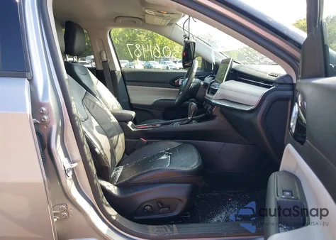 2022 Jeep Compass Limited 4X4 из США, поврежденный, VIN 3C4NJDCB3NT150394